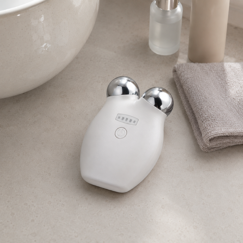 Skincurrent™ GlowRitual Facial Wand